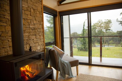 Boutique Snowy Mountains Getaway - Relax | Reconnect | Recharge