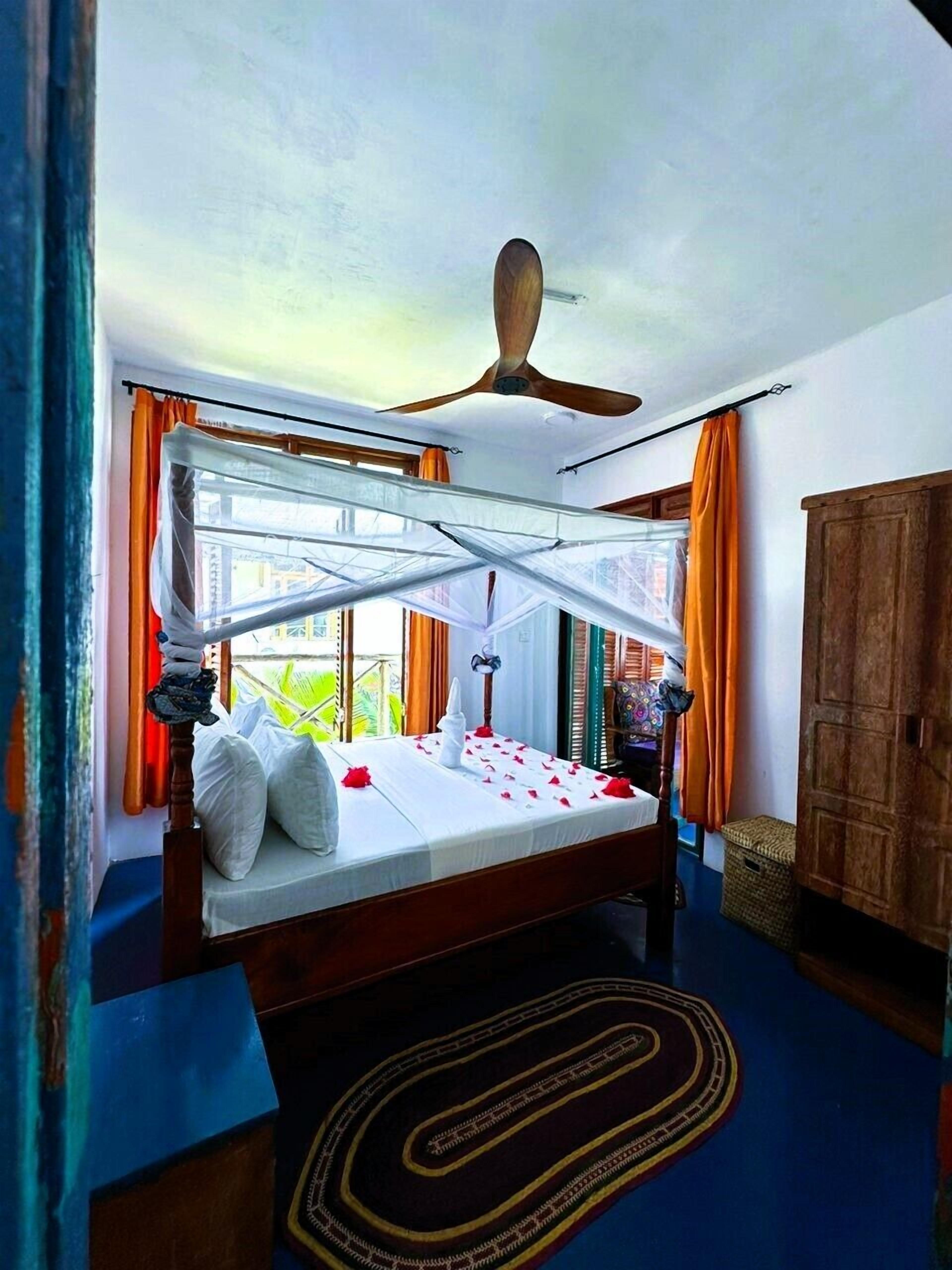 2 chambres, Wi-Fi gratuit, draps fournis