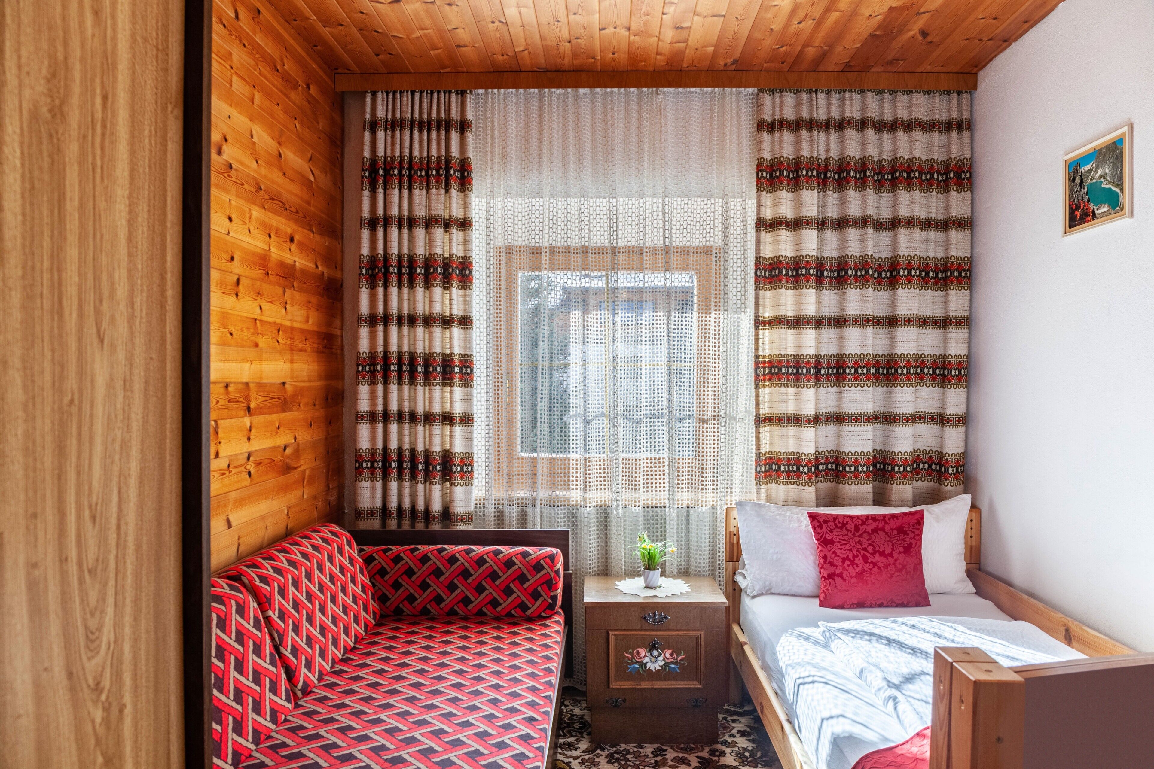 6 chambres, Wi-Fi gratuit, draps fournis