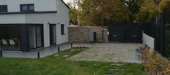 Holiday Home 'Loewe Bad Frankenhausen' with Mountain View, Garden & Wi-Fi