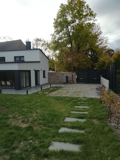 Holiday Home 'Loewe Bad Frankenhausen' with Mountain View, Garden and Wi-Fi