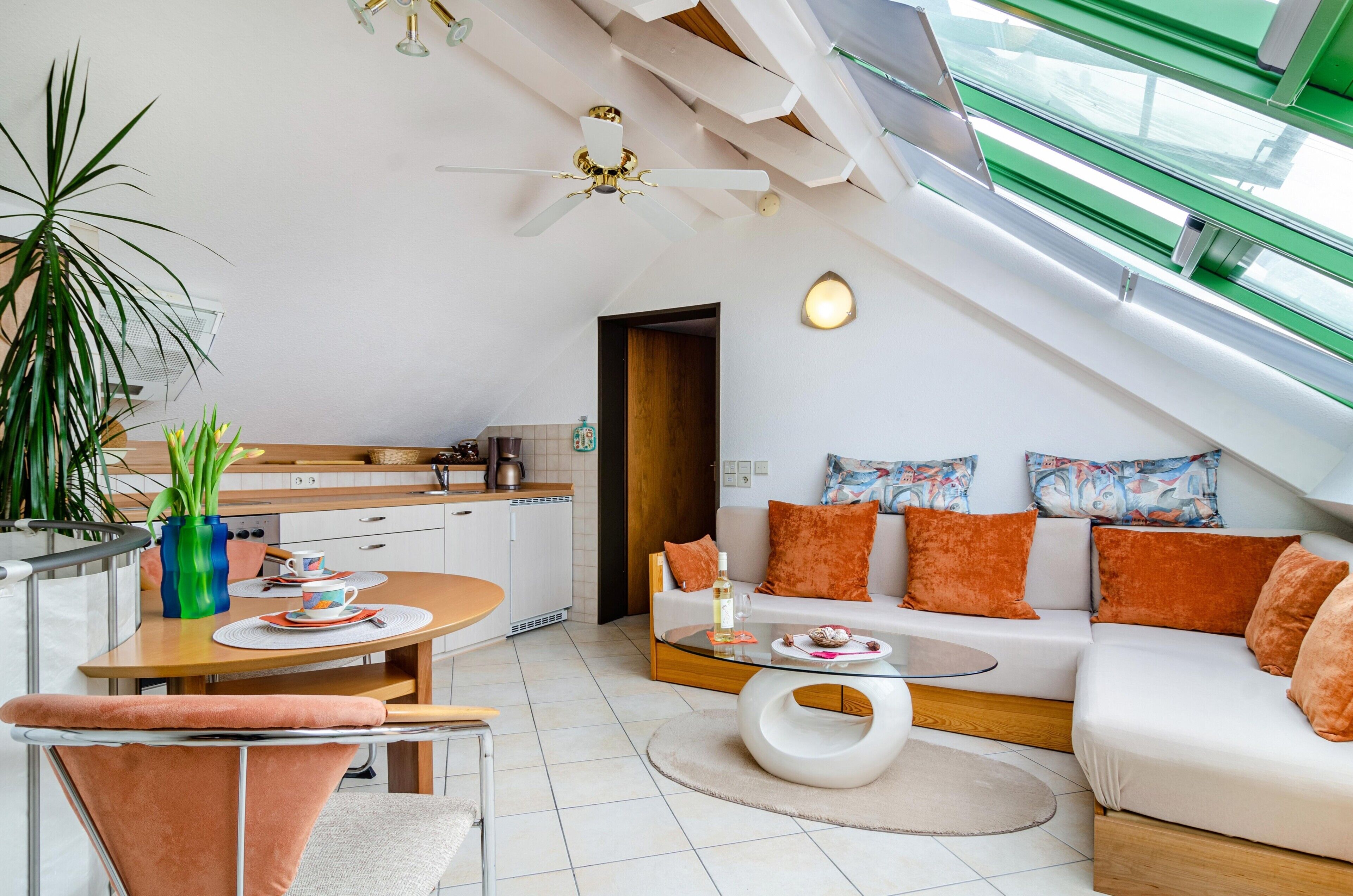 Fernseher, Stereoanlage