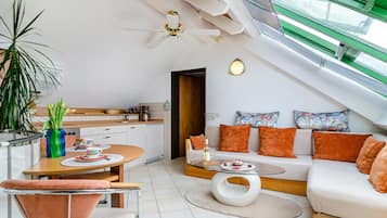 Fernseher, Stereoanlage