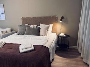 1 bedroom, iron/ironing board, Internet - Cozy 1 Room Apartment At Södermalm (Stockholm)