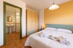 1 habitación, wifi gratis y ropa de cama