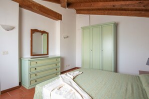 2 chambres, accès au Wi-Fi (inclus), literie fournie