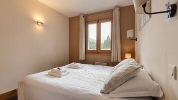 1 chambre, Wi-Fi gratuit, draps fournis