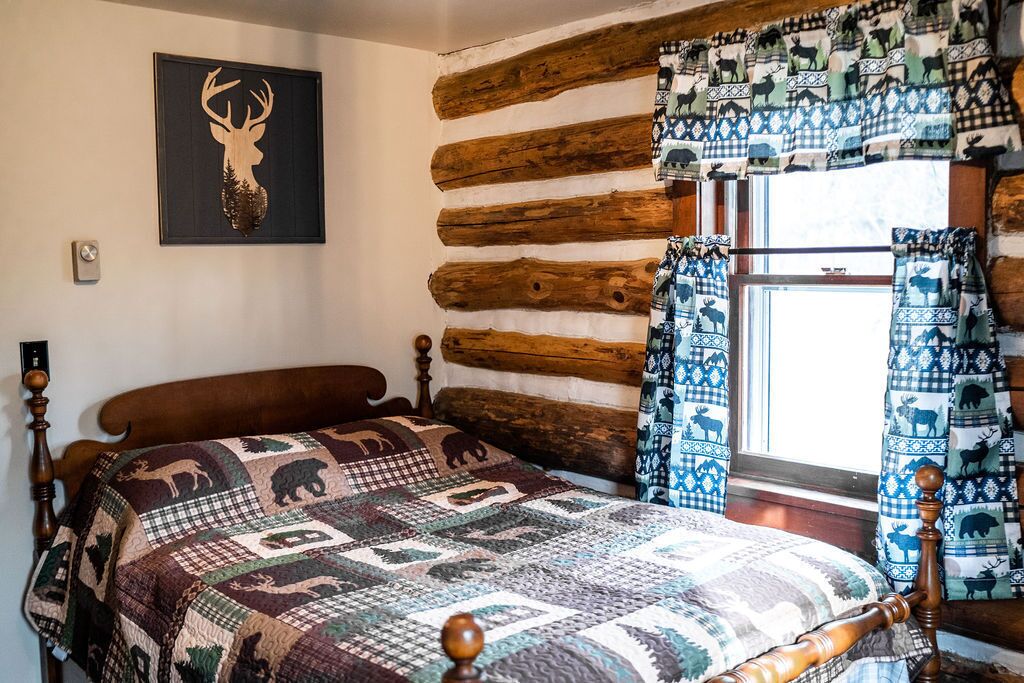 4 chambres, fer et planche à repasser, Wi-Fi gratuit, draps fournis