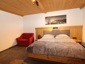 2 bedrooms, Internet