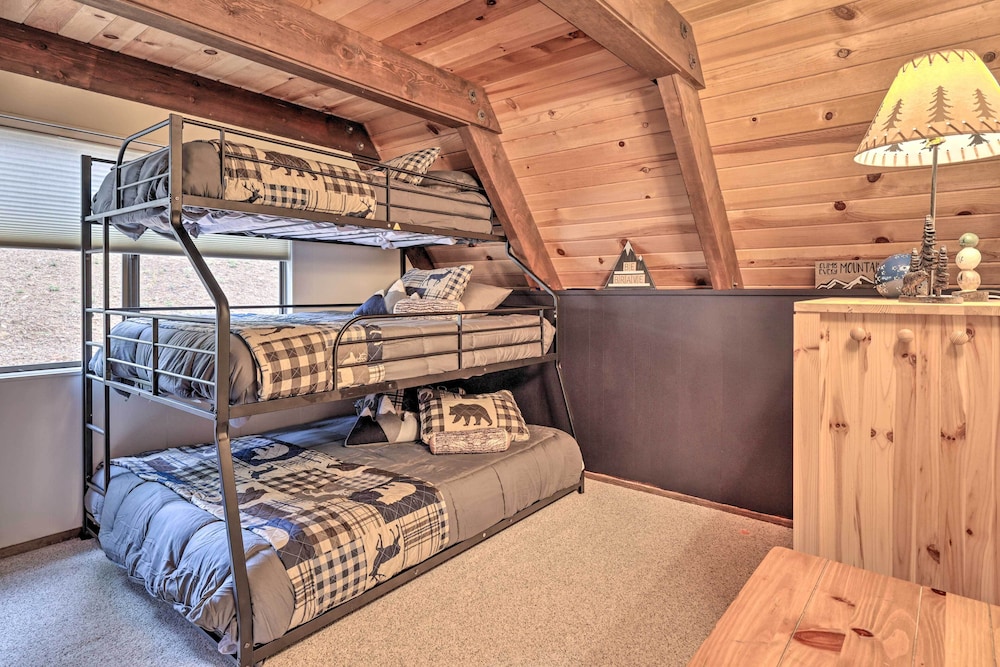 Scenic Arnold Escape Game Room & Lake Access Arnold Vrbo