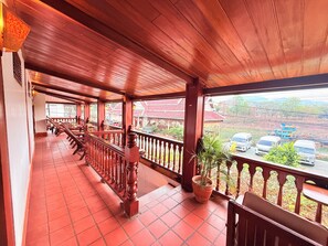 Terrace/patio - Villa Ouis NamKhan Riverside (Luang Prabang)