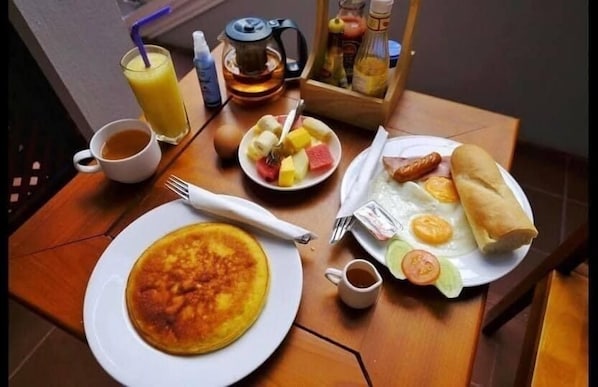 Superior Double Room | Minibar, individually decorated, desk, laptop workspace - Villa Ouis NamKhan Riverside (Luang Prabang)