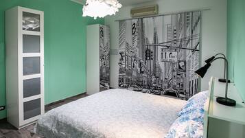 1 chambre, coffres-forts dans les chambres, bureau