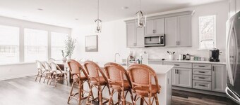 Modern, Build - Loveland Luxury Oasis by Trails, I-71