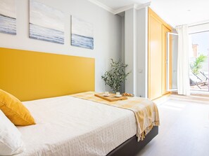 1 bedroom, free WiFi, bed sheets