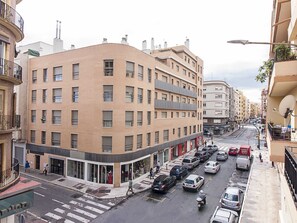 Exterior - Bright 3-Bedroom Apartment with Terrace in Málaga City Center (Málaga)