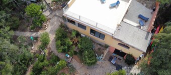Casa Heiner and Fee vacation apartment by the sea with kayaks; 