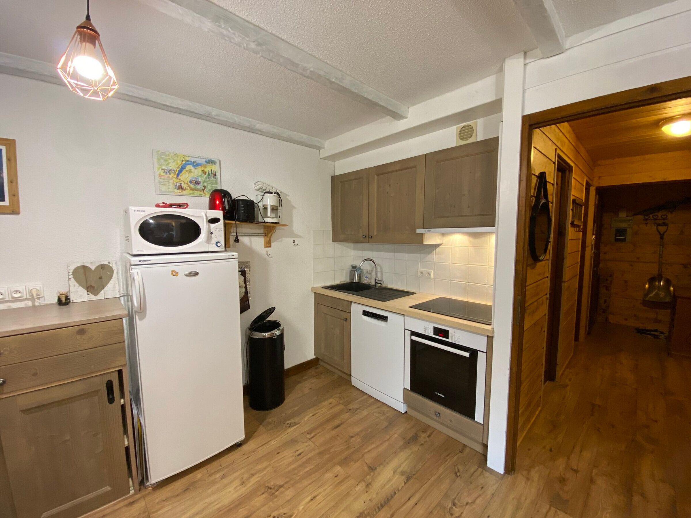 冰箱、微波炉、洗碗机