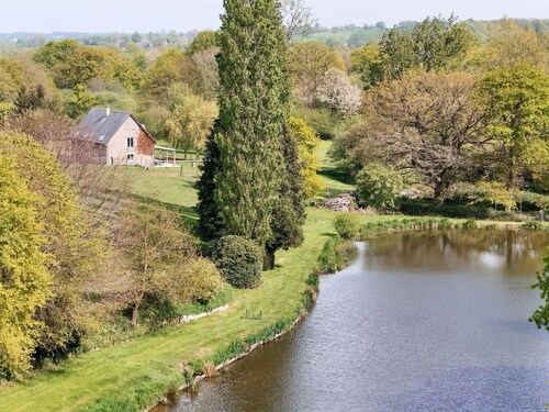 Restored Traditional House - Pets Allowed, WIFI, Enclosed Garden