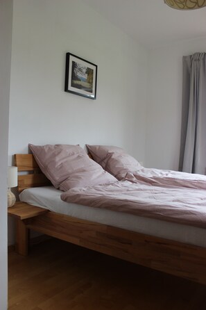 4 Schlafzimmer, Internetzugang, Bettwäsche, Rollstuhlgeeignet