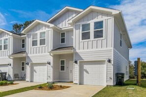 Exterior - Pensacola Haven with Pool, Quiet Area - The Pearl (Pensacola)