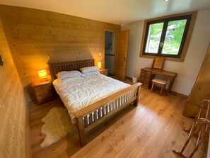 5 bedrooms, WiFi - Comfortable 5-bedroom chalet in Châtel with WIFI (Châtel)