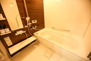 Superior Triple Room | Bathroom | Towels - PrimeRoomBeppu Asami (Beppu)
