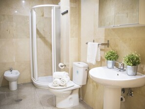 Hair dryer, towels