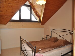 1 bedroom - Central apartment with balcony and parking (La Chapelle-d'Abondance)