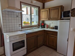 Fridge, microwave, freezer