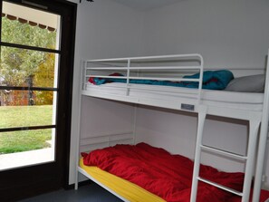 1 bedroom - Apartment with terrace, ski locker and covered parking (Châtel)