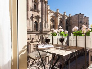 Dining - Bright 1-bedroom apartment in Málaga center (Málaga)