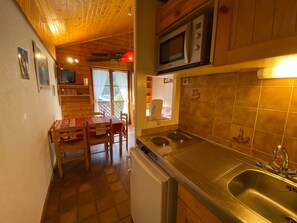 Interior - Cozy apartment near the center, pets allowed (Châtel)