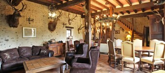 Charming hunting lodge with pets, fireplace, and garden in Perche