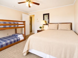 2 chambres, bureau, accès au Wi-Fi (inclus)