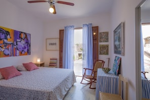 3 habitaciones, wifi gratis y ropa de cama 