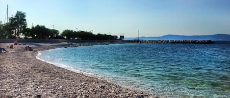 Beach nearby, white sand, sun-loungers, beach umbrellas