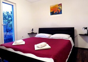 Comfort Apartment | 2 bedrooms, free WiFi, bed sheets - Apartment Jadro (Supetar)