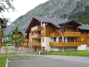 Exterior - 3-room apartment with large balcony, parking (La Chapelle-d'Abondance)