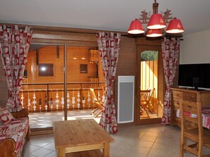 Interior - 3-room apartment with large balcony, parking (La Chapelle-d'Abondance)