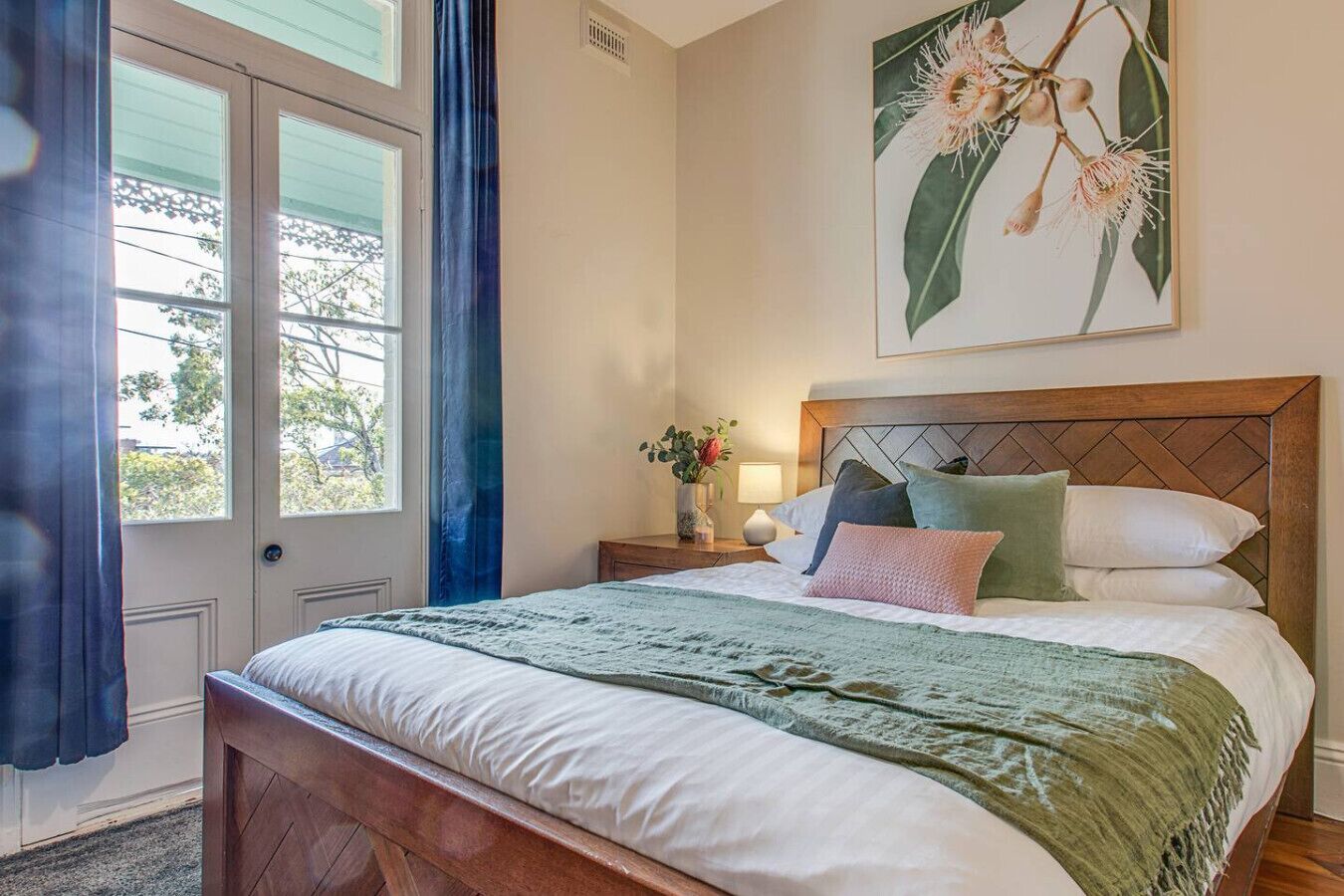 4 bedrooms, iron/ironing board, travel cot, WiFi