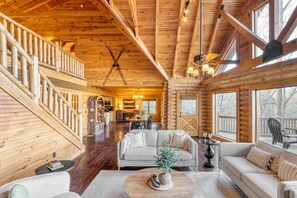 Smart-TV, peis og fotballspill