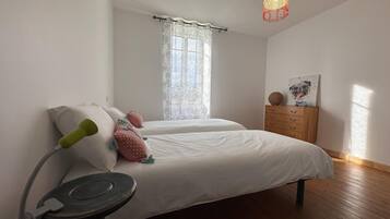 4 bedrooms, internet