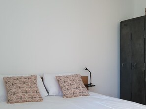 4 bedrooms, Internet