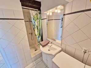 Apartamento estándar | Baño