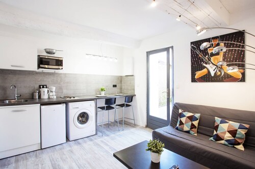 GregBnb - Le Lacordaire - Toulon Ouest