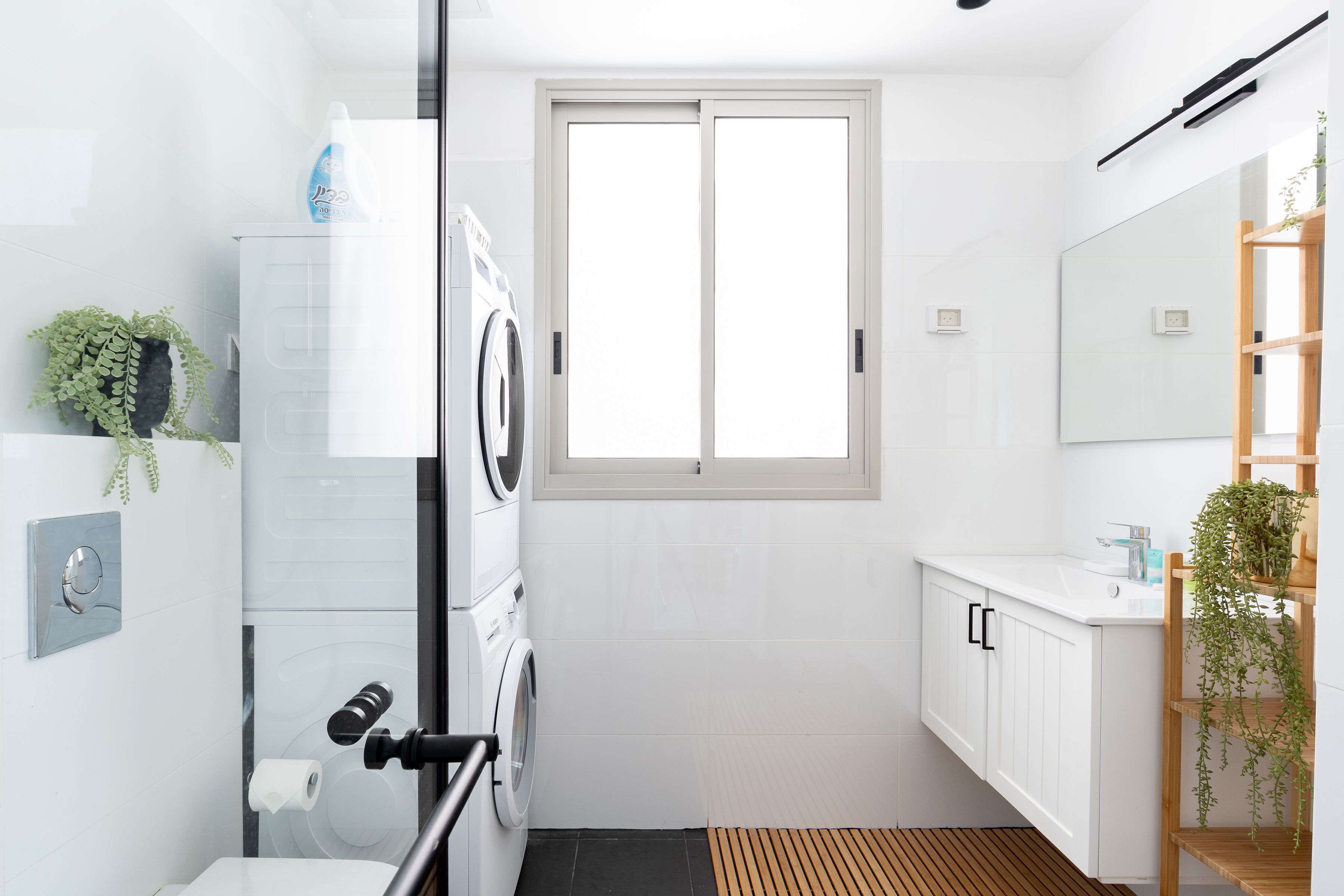 2 camere, una scrivania, Wi-Fi gratuito