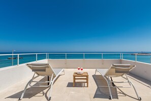 Sundeck
