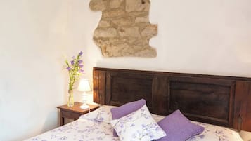 2 chambres, fer et planche Ă  repasser, Wi-Fi gratuit, draps fournis