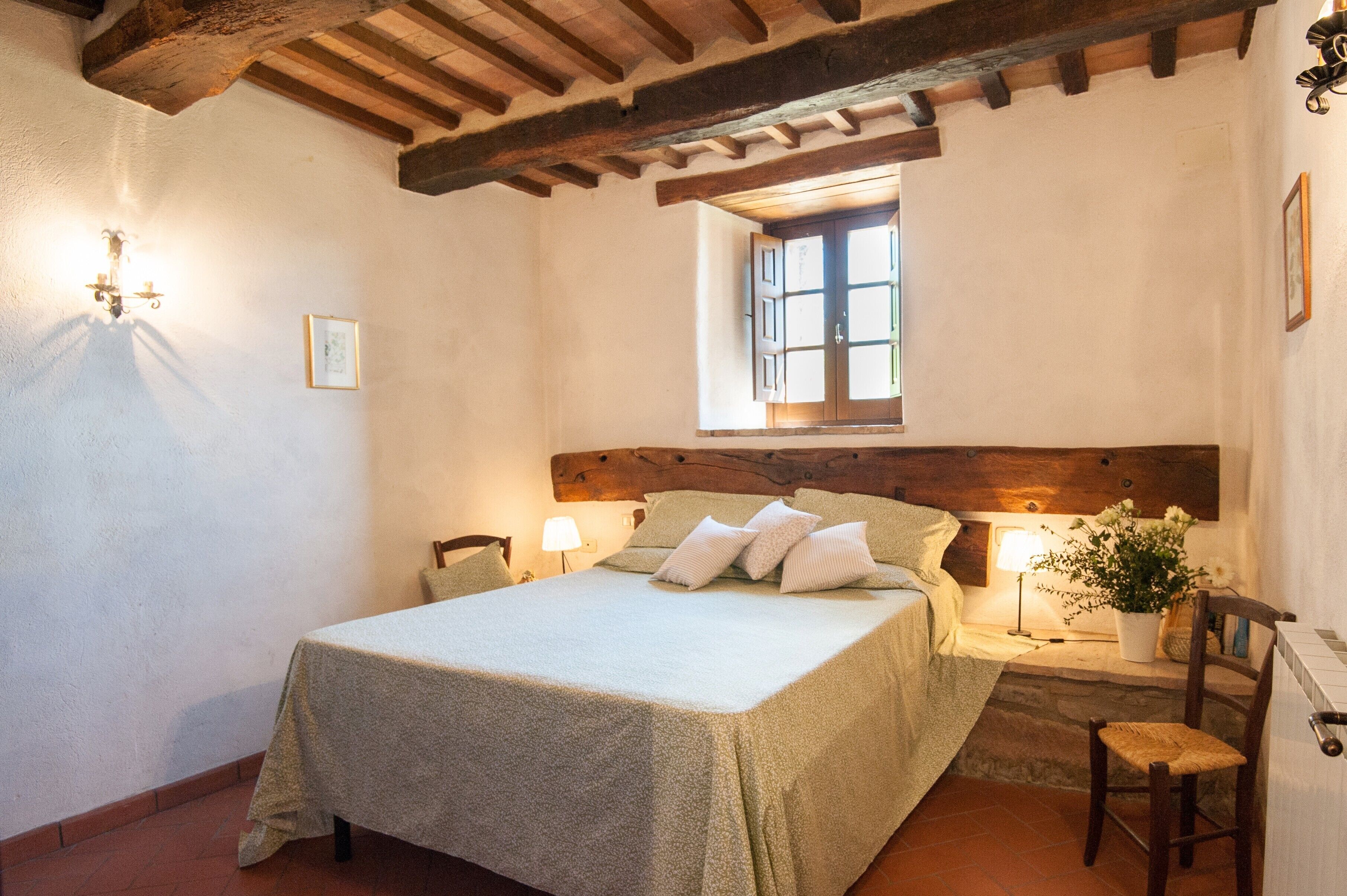 1 quarto, Wi-Fi de cortesia, roupa de cama